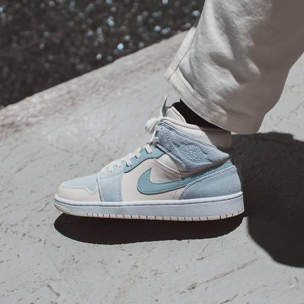 Air Jordan 1 Mid SE 'Sail Light Blue' — UK 3 | EU 35.5 | US 3.5 — Lifestyle View