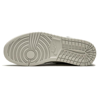 Air Jordan 1 Retro High SB 'NYC to Paris' — UK 3 | EU 35.5 | US 3.5 — Top View