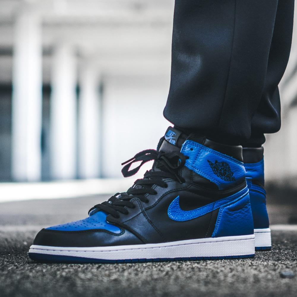Air Jordan 1 GS Retro High OG Royal — UK 13.5 | EU 32 | US 1Y — Alternate View 7