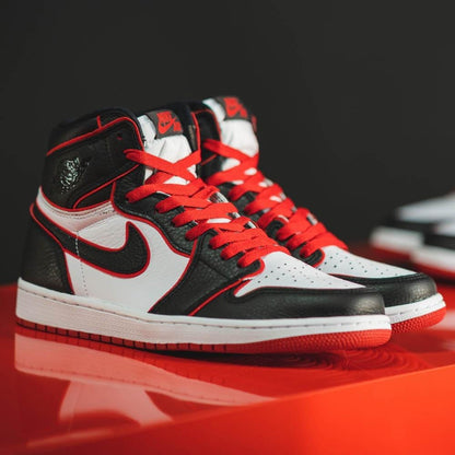 Air Jordan 1 Retro High OG GS 'Bloodline' — UK 13.5 | EU 32 | US 1Y — Lifestyle View
