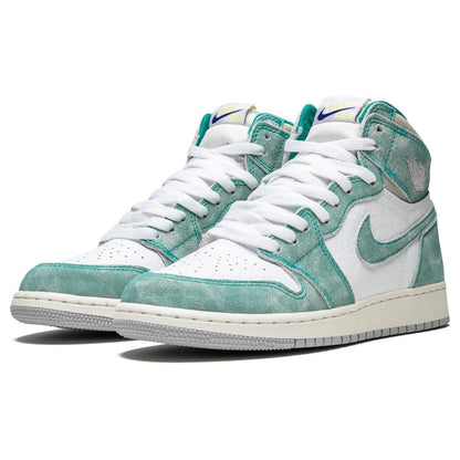 Air Jordan 1 Retro High OG GS 'Turbo Green' — UK 13.5 | EU 32 | US 1Y — Side View