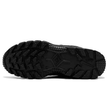 Supreme x Nike Air Humara 17 Black — UK 3 | EU 35.5 | US 3.5 — Detail View